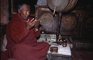 Puja, Kloster Tongde